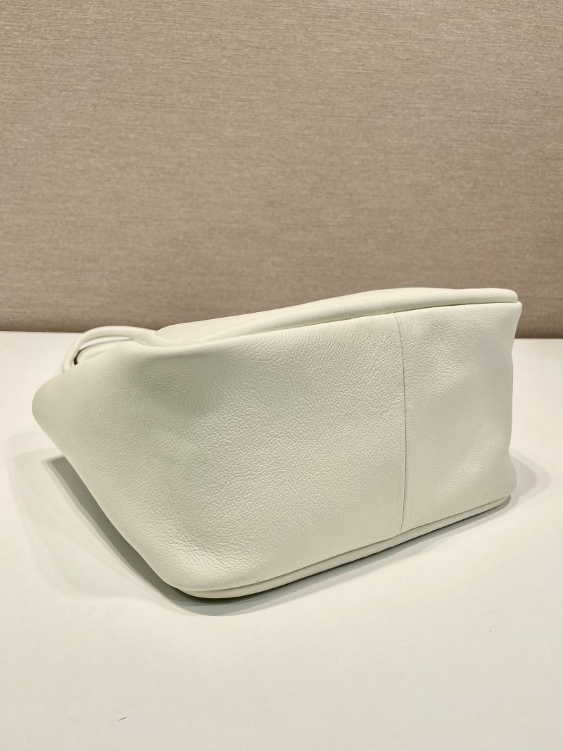 Pra*a tote bags